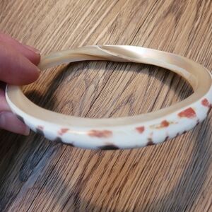 SOLD LOCALLY Speckled shell slice Mother of Pearl bangle MOP Tiki bracelet